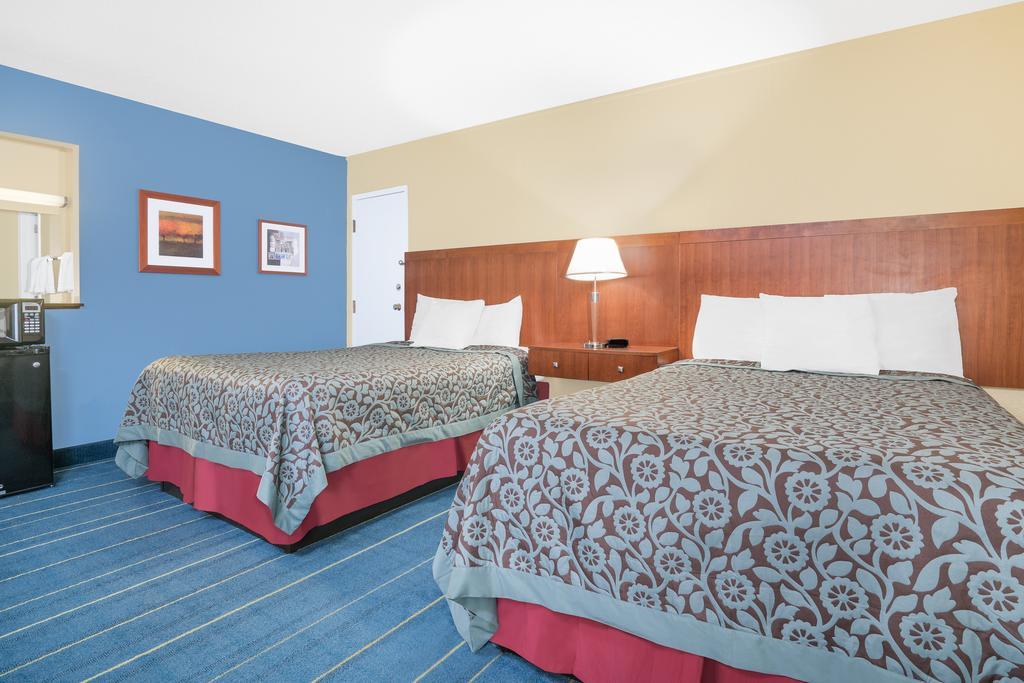 Days Inn By Wyndham Alexandria Mn Szoba fotó